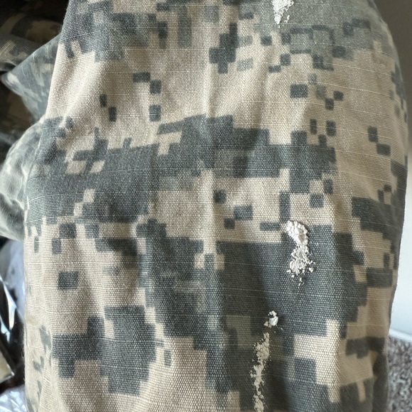 Camouflage Cargo Pants for Men - Picture 4 of 5